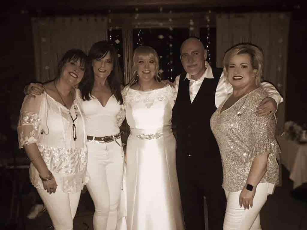 Wedding-1 Whos Eddie Wedding Band